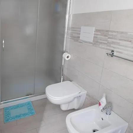 La Casa Del Corso לינה וארוחת בוקר *